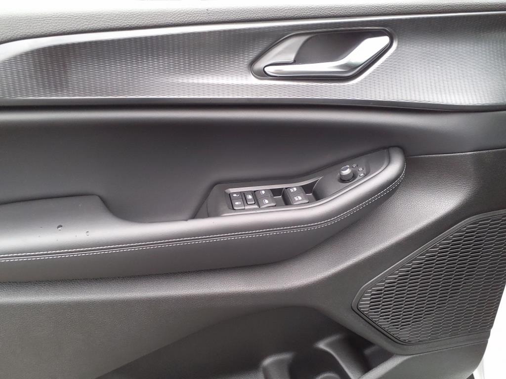 2025 Jeep Grand Cherokee Altitude X photo 3