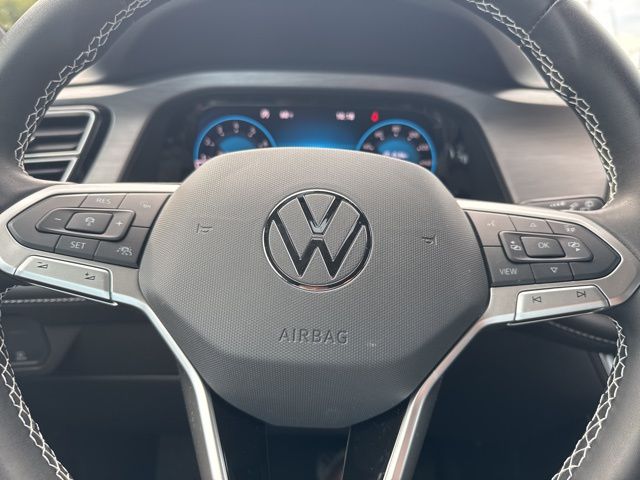 2024 Volkswagen Atlas Cross Sport SE Technology photo 26