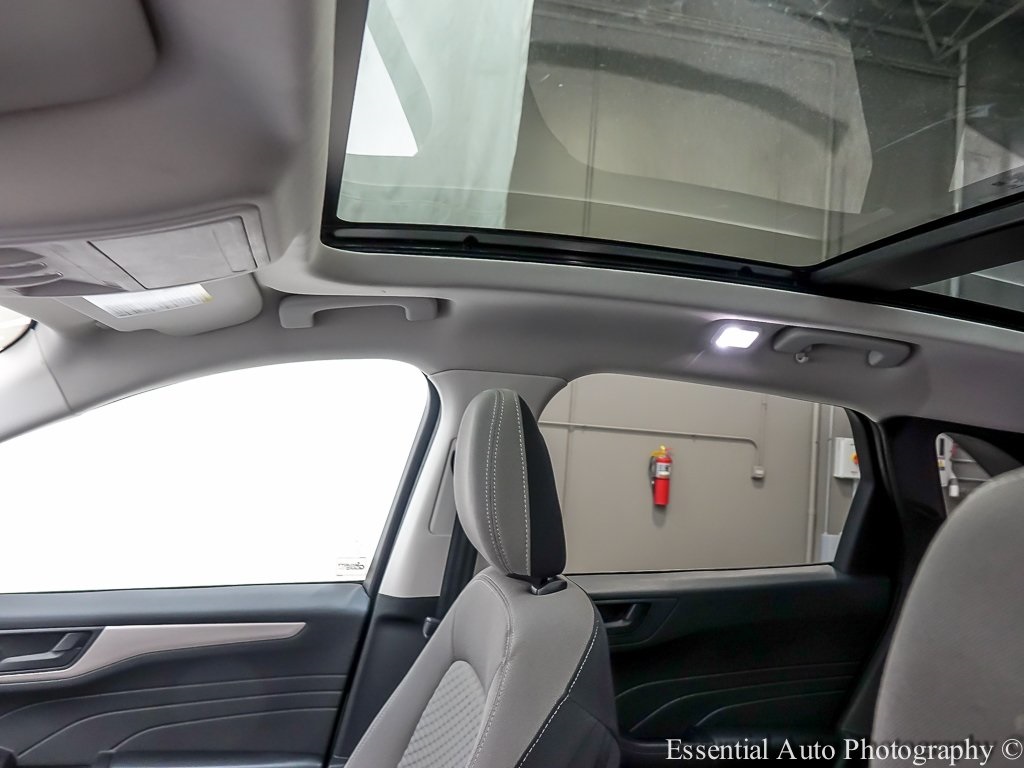 2022 Ford Escape SE photo 11