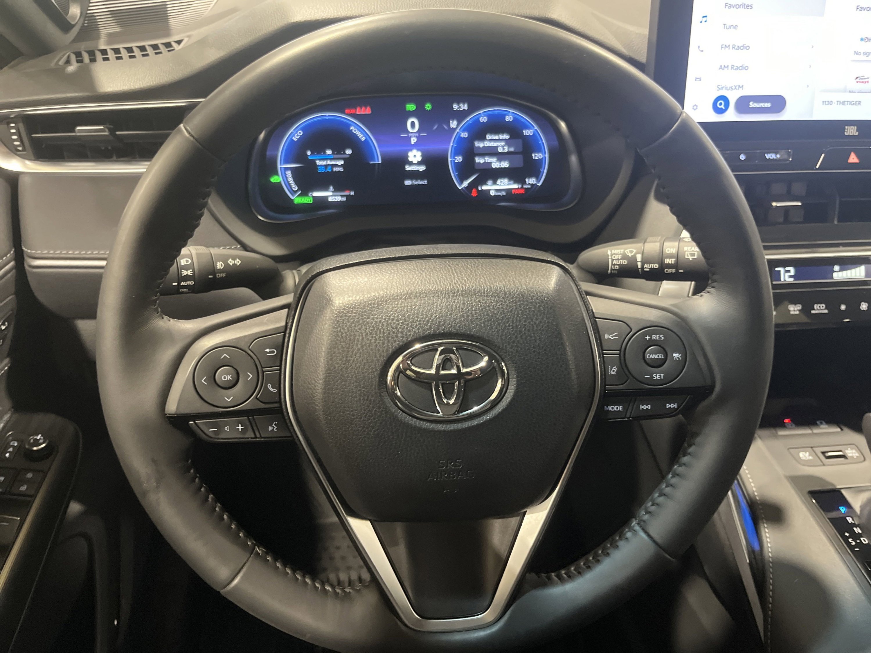 2024 Toyota Venza Limited photo 14