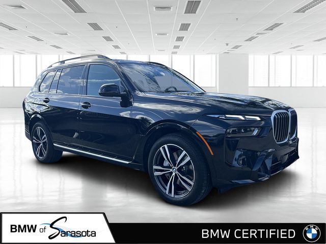 2025 BMW X7 40i's photo