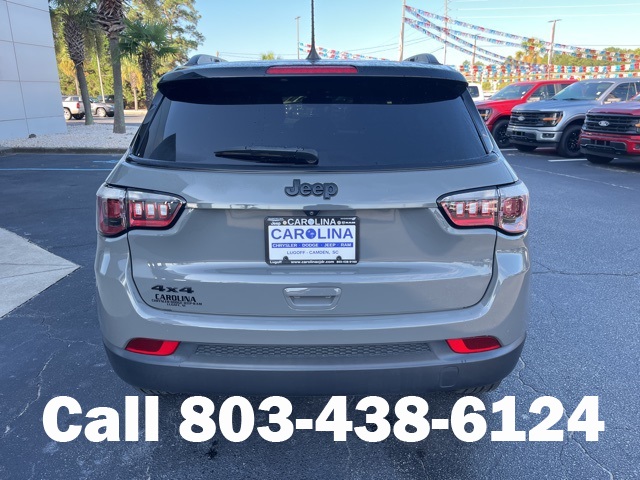 2023 Jeep Compass Altitude photo 28