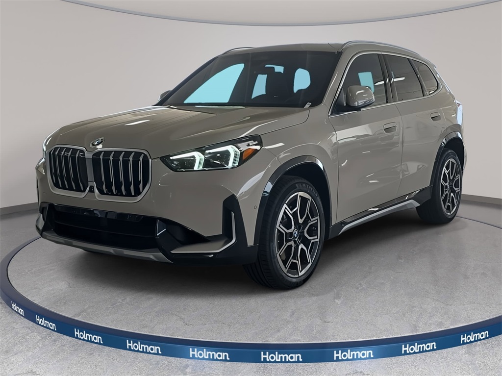 2026 BMW X1 28i's photo