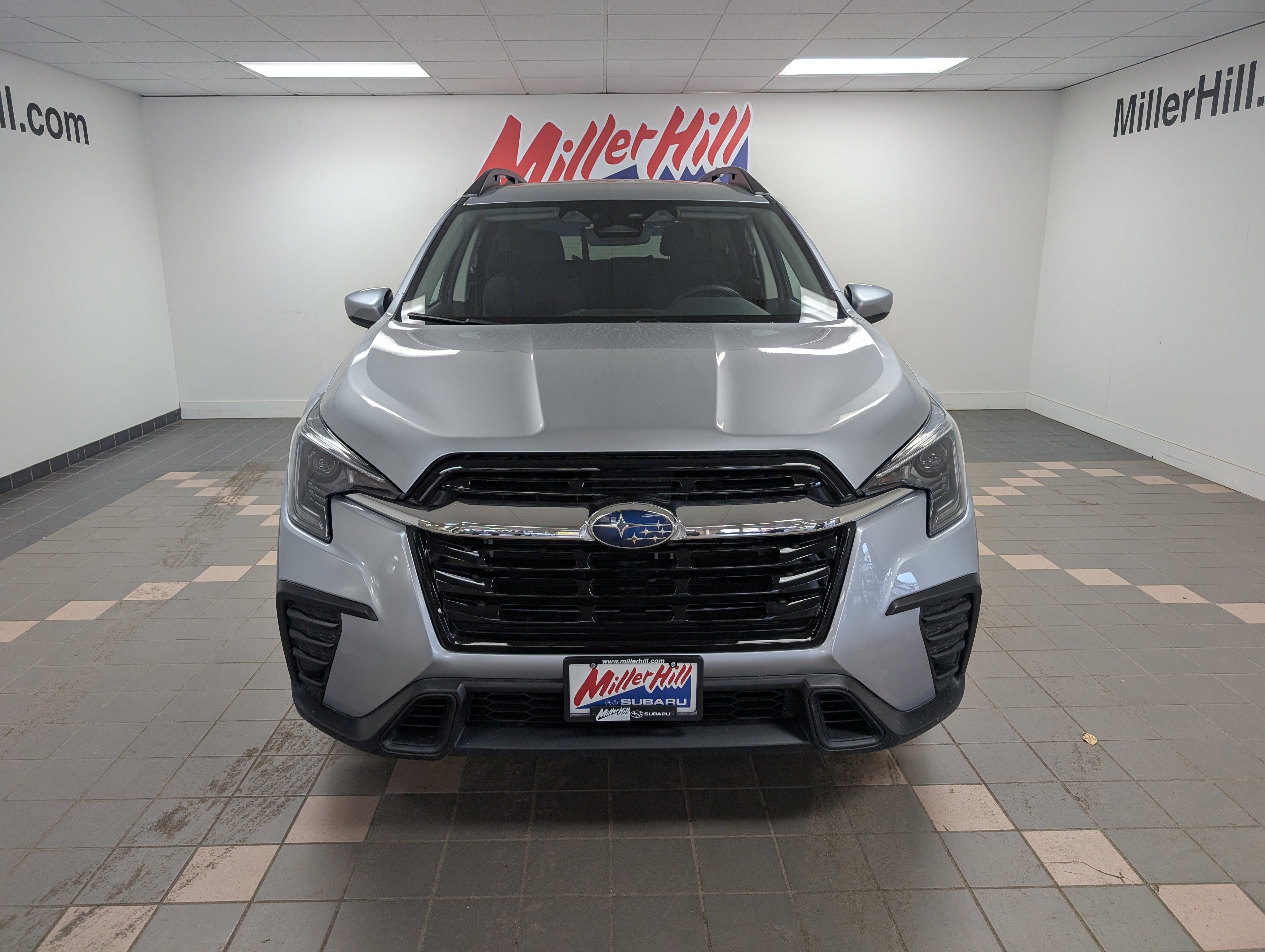 2024 Subaru Ascent Premium photo 4
