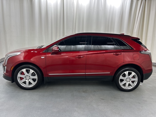 2022 Cadillac XT5 Platinum Sport photo 3
