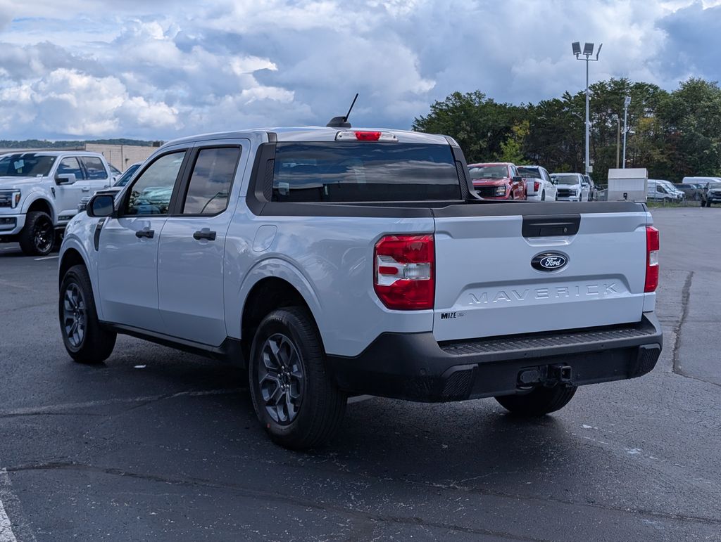 2025 Ford Maverick XLT photo 3