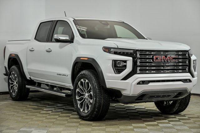 2026 GMC Canyon Denali's photo