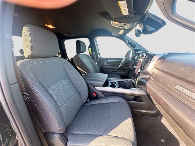2025 Ram 3500 Big Horn photo 22