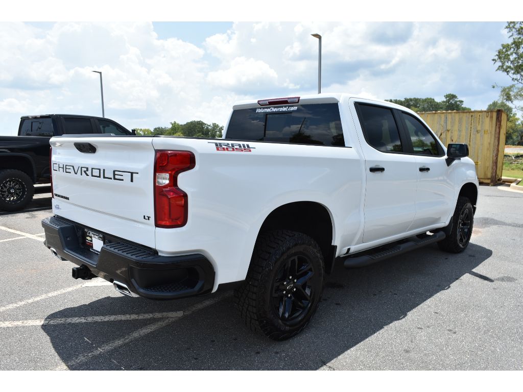 2025 Chevrolet Silverado 1500 LT Trail Boss photo 5
