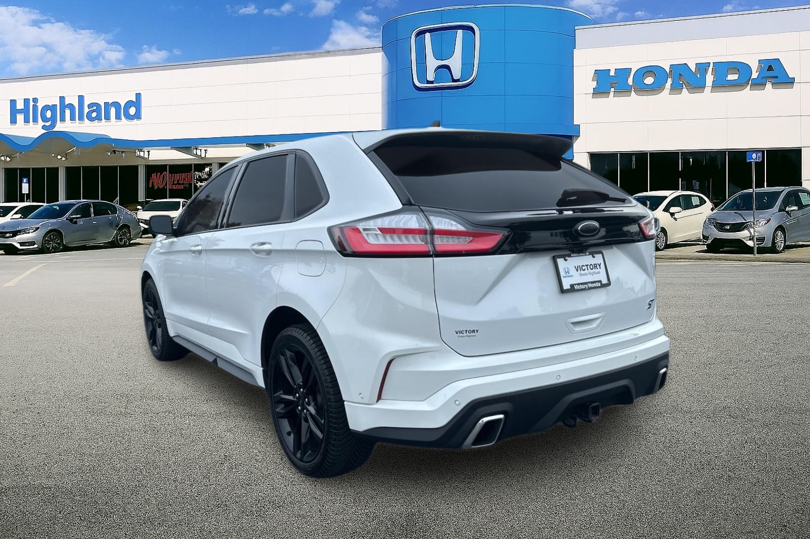 2020 Ford Edge ST photo 3