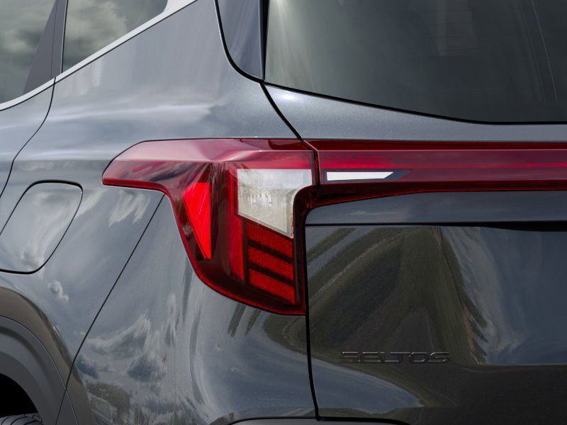 2025 Kia Seltos EX photo 10