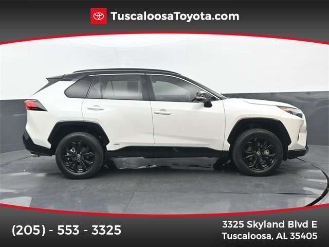 2022 Toyota RAV4 XSE's photo