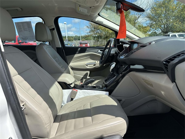 2017 Ford C-Max Energi Titanium photo 12