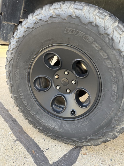 2017 Jeep Wrangler Unlimited Rubicon Recon photo 3