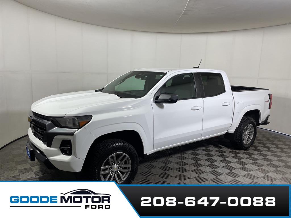 2023 Chevrolet Colorado LT photo 4