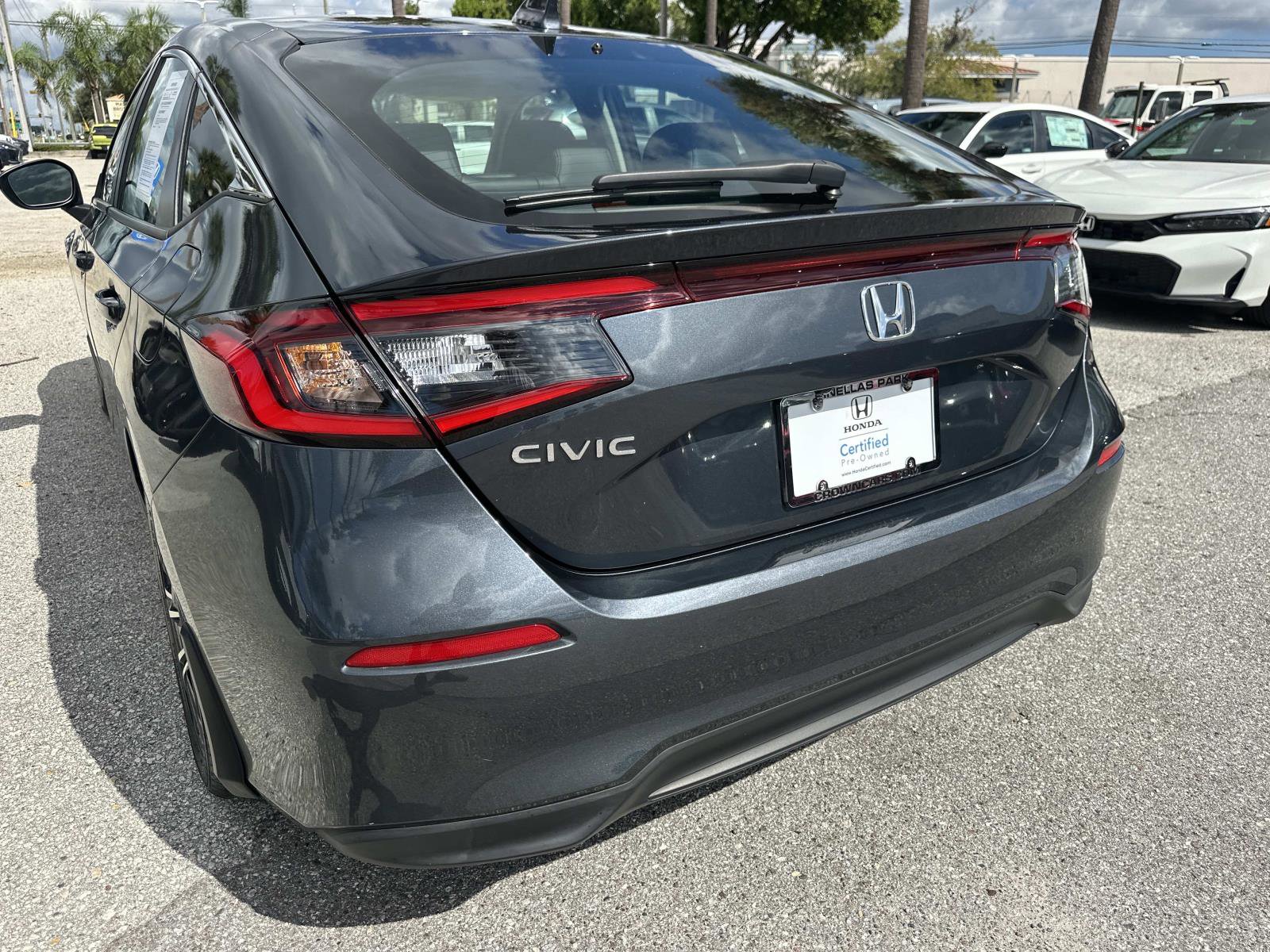 2023 Honda Civic EX-L Hatchback photo 8
