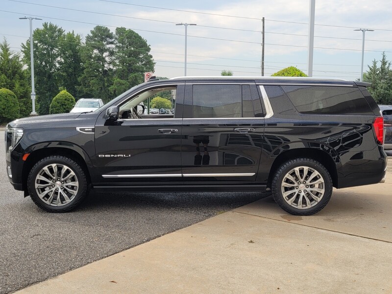 2021 Gmc Yukon XL Denali photo 4