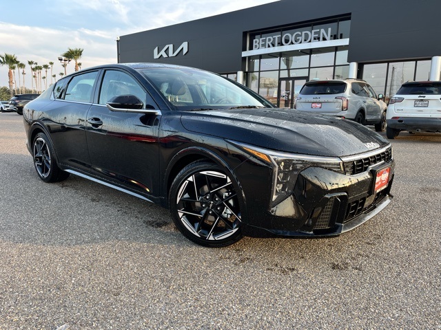 2026 Kia K4 GT-Line's photo