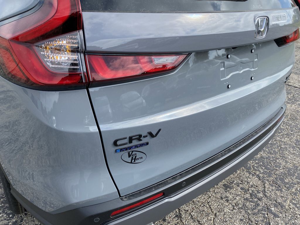 2026 Honda CR-V Hybrid Sport Touring photo 32