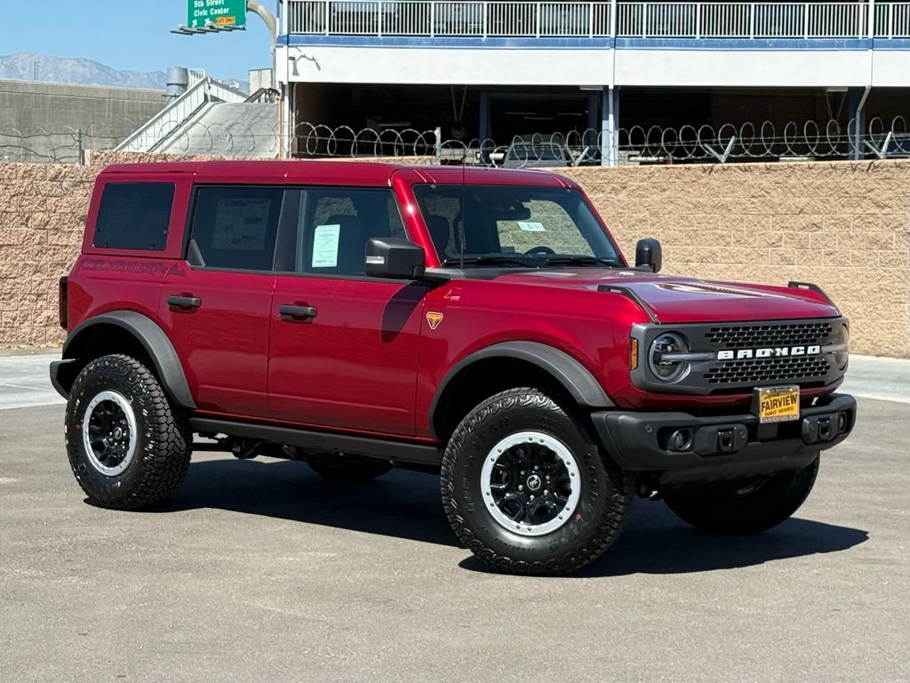 2025 Ford Bronco 4-Door Badlands's photo