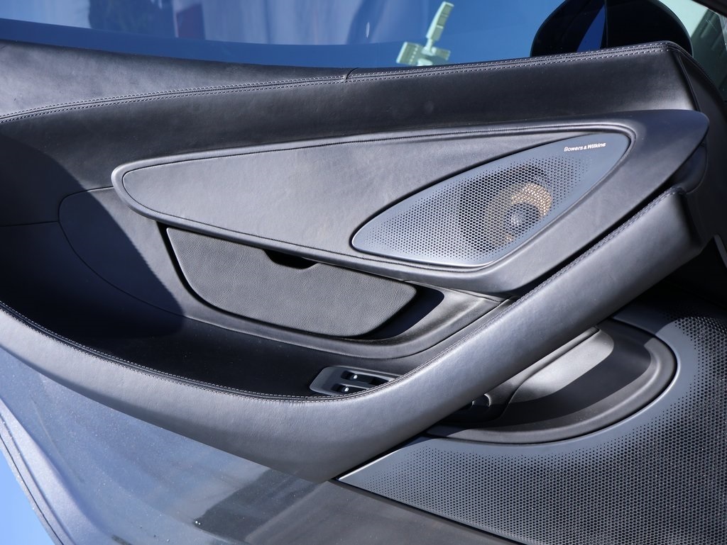 2019 Mclaren 570S photo 23