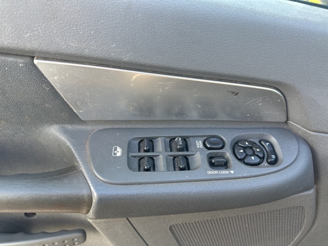 2007 Dodge Ram SLT photo 15