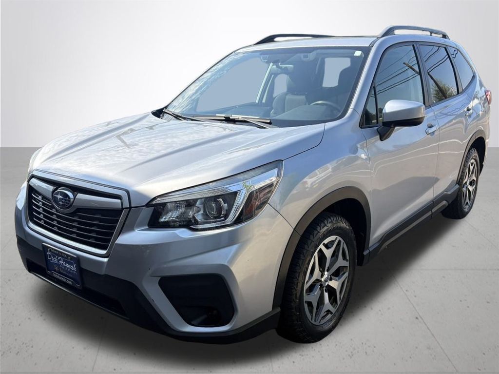 2019 Subaru Forester Premium photo 2