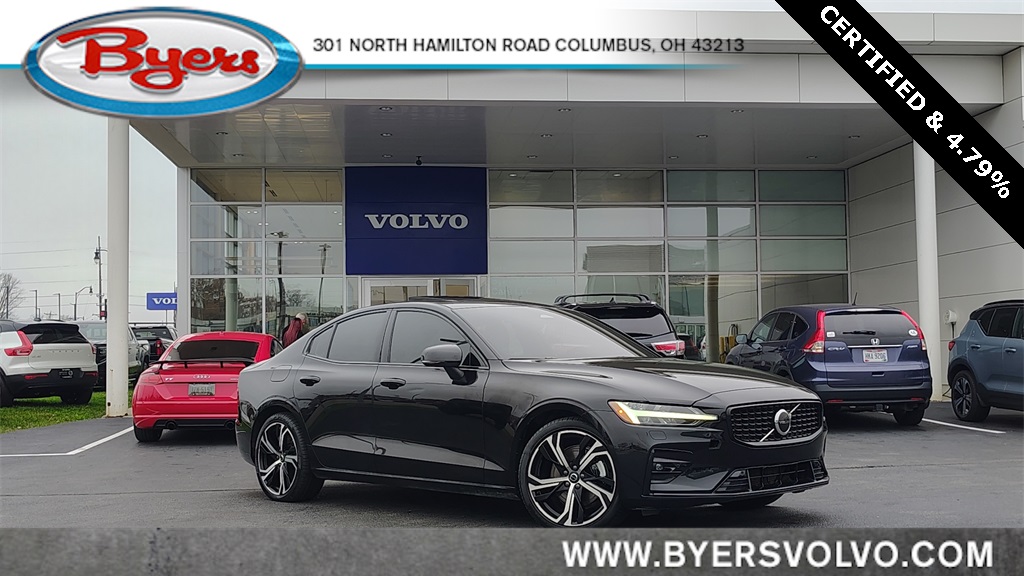 2025 Volvo S60 Core's photo