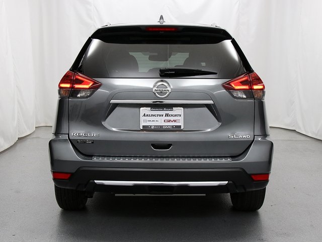 2018 Nissan Rogue SL photo 4