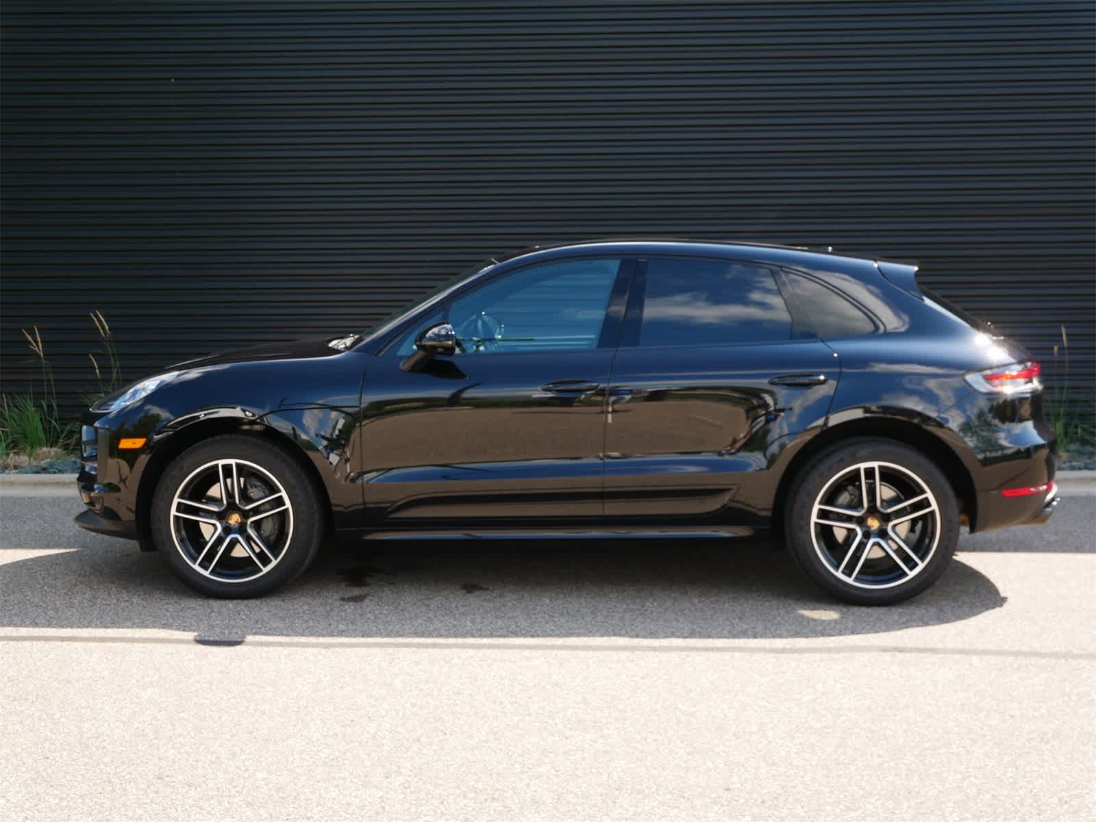 Certified 2021 Porsche Macan S with VIN WP1AB2A53MLB34573 for sale in Saint Paul, Minnesota
