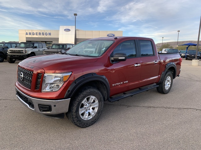 2019 Nissan Titan SV's photo