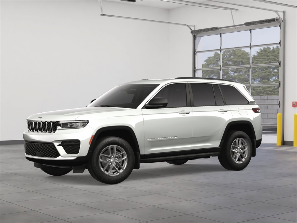 2025 Jeep Grand Cherokee Laredo X photo 2