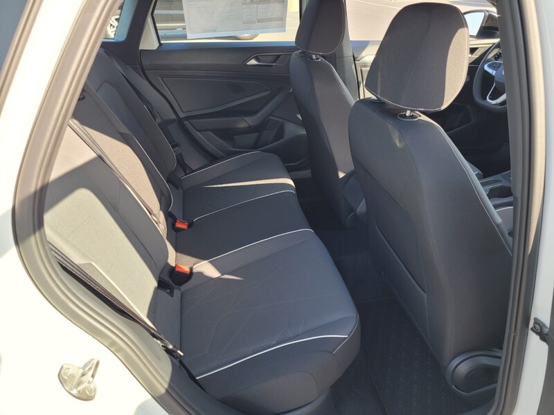 2025 Volkswagen Jetta Sport photo 8