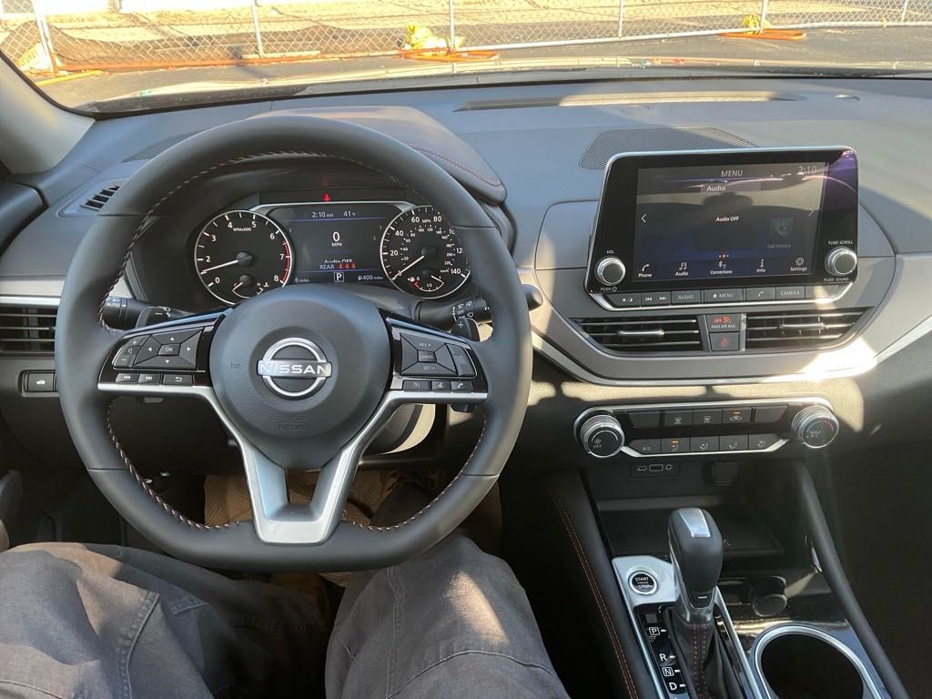 2025 Nissan Altima 2.5 SR photo 16