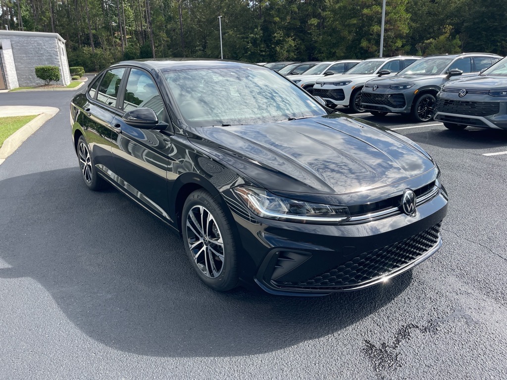 2026 Volkswagen Jetta 1.5T Sport photo 3