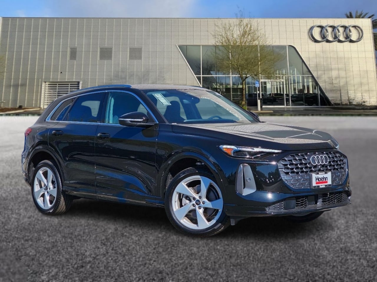 2025 Audi New Q5 Premium Plus's photo