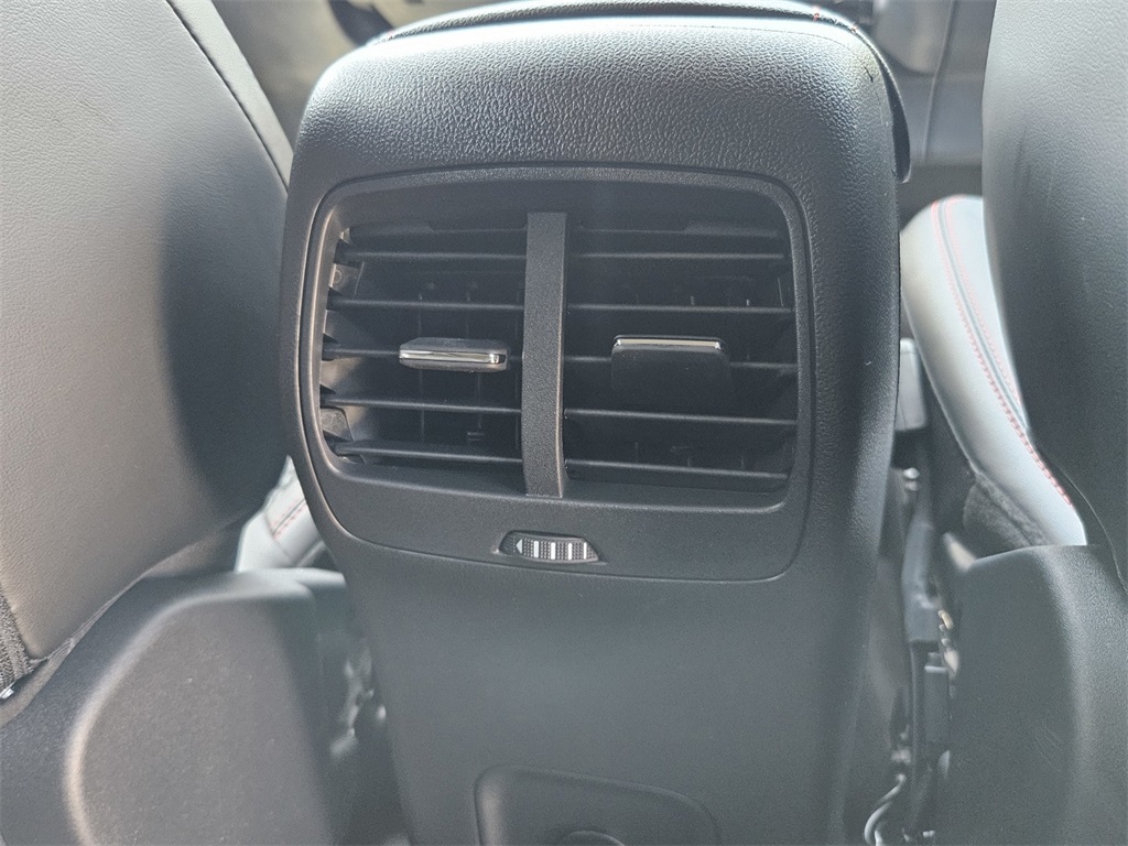 2025 Ford Escape ST-Line Hybrid photo 30
