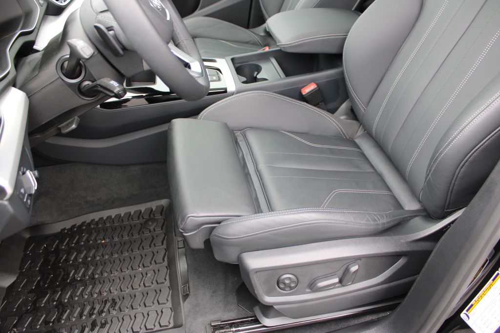 2024 Audi Q5 45 S line Premium photo 19