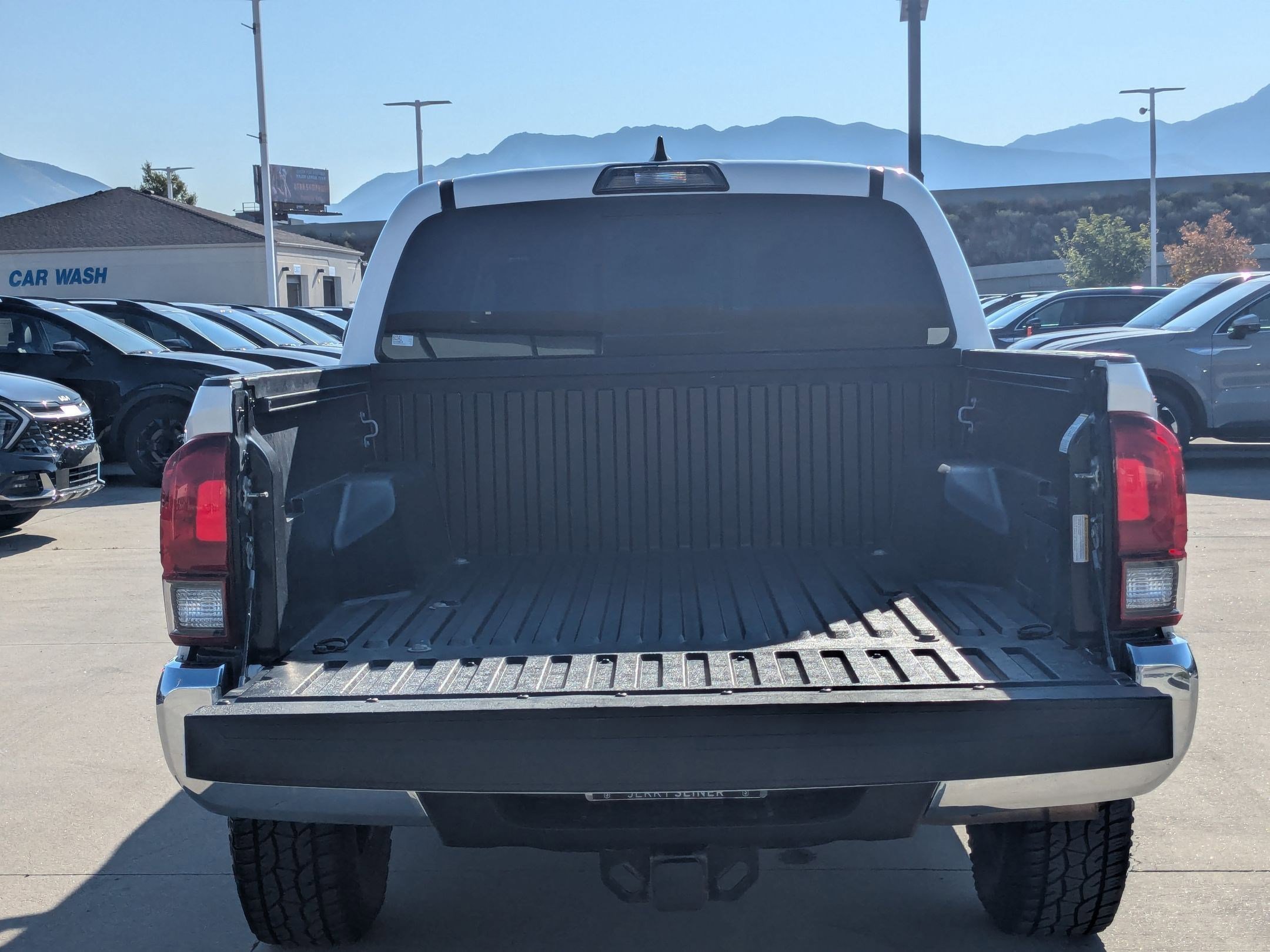 2019 Toyota Tacoma SR5 4x4 photo 23