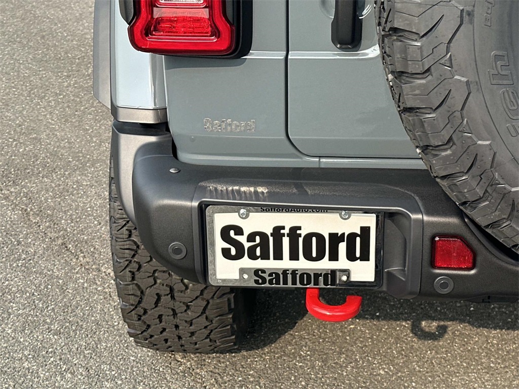 2025 Jeep Wrangler Rubicon X photo 11
