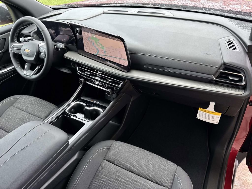 2025 Chevrolet Traverse photo 22