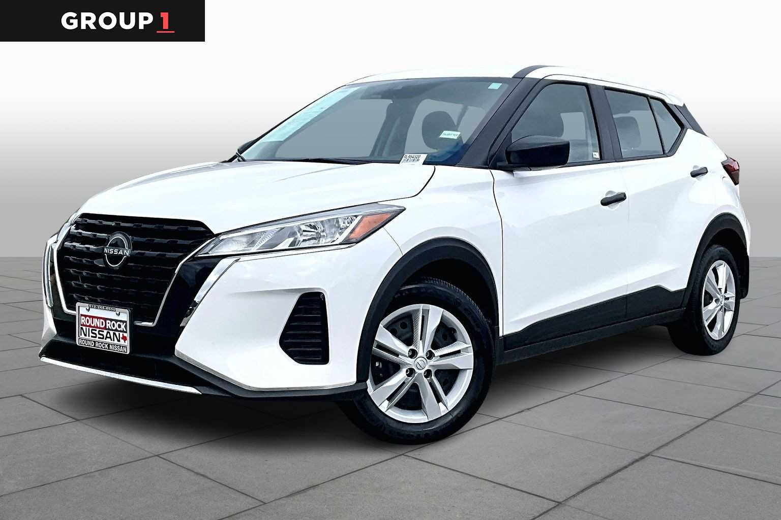 2024 Nissan Kicks S's photo