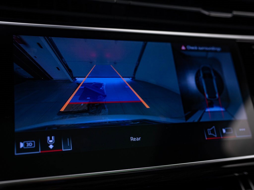 2025 Audi Q7 55 Premium Plus photo 29