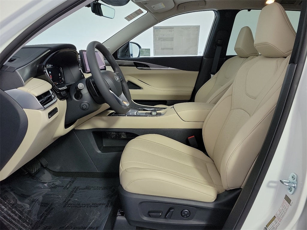 2025 Infiniti QX60 Luxe photo 9