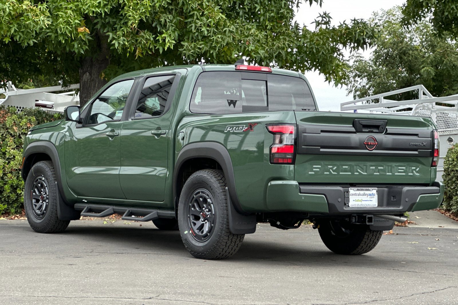 2026 Nissan Frontier PRO-X photo 6