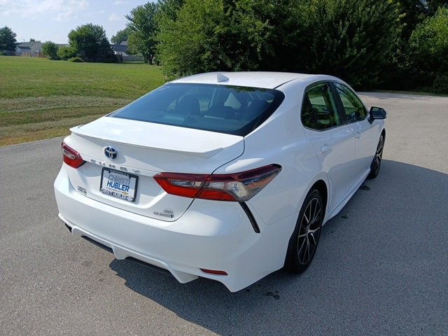 2024 Toyota Camry Hybrid SE photo 5