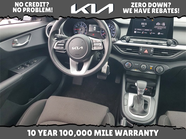 2024 Kia Forte LX photo 9