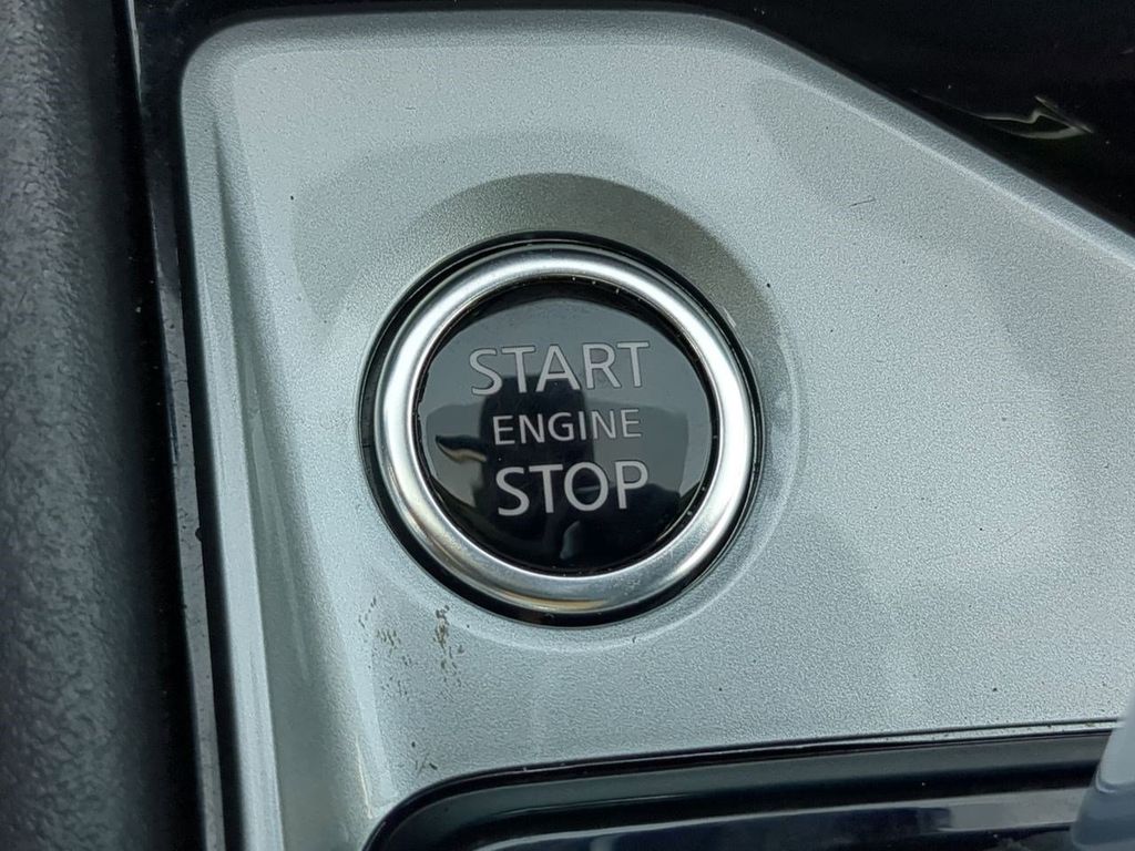 2024 Nissan Altima 2.5 SV photo 25
