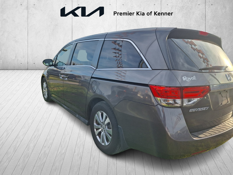 2016 Honda Odyssey EX-L photo 3