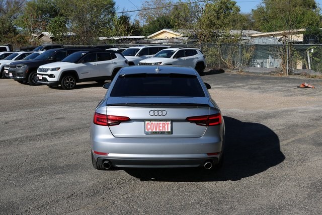 2017 Audi A4 2.0T Premium Quattro photo 4